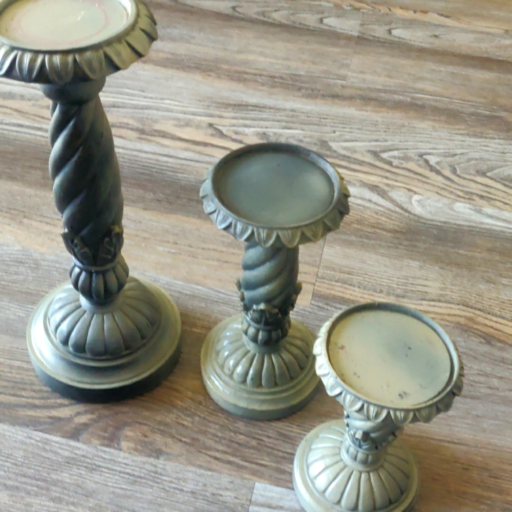 Candle holder